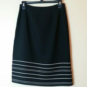 Ann Taylor Loft skirt Size 2
